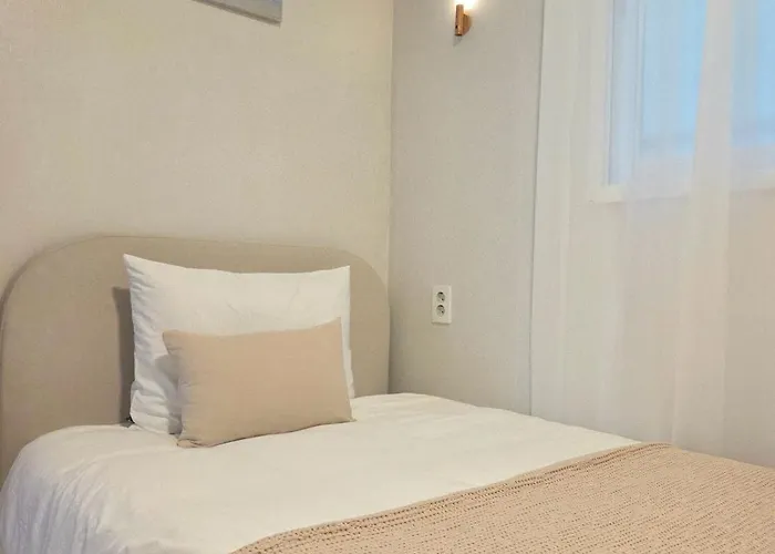 Apartamento Moonjar - Private 3br For 6 - Gyeongbokgung Hongdae Bukchon - Airport Bus