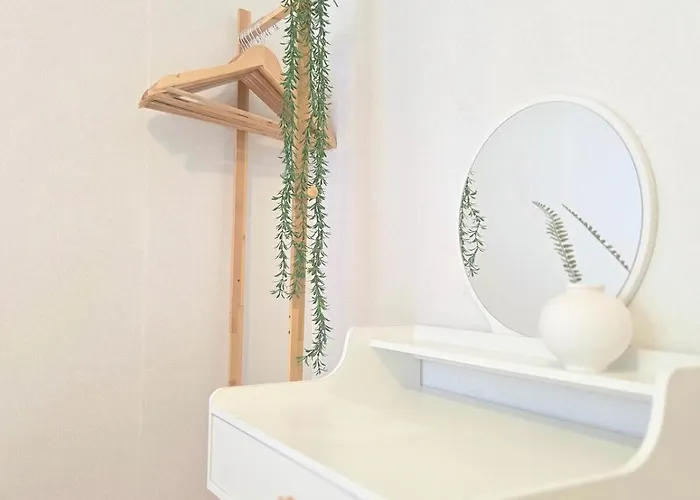 Moonjar - Private 3br For 6 - Gyeongbokgung Hongdae Bukchon - Airport Bus * Seul
